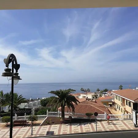 La Avenida Playa La Arena *